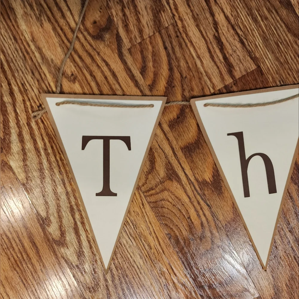 Thankful Banner with Jute String